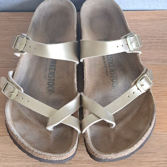 Birkenstock Mayari Metallic Gold Thong Sandals Womens 38 US 7 7.5 Vegan Leather - Picture 3 of 10